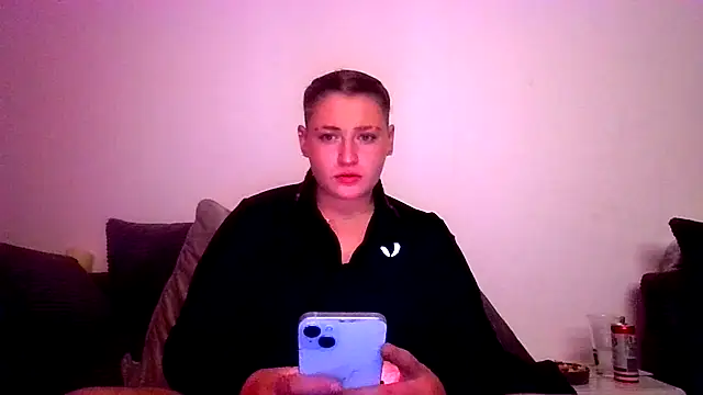 Snapshot of RUBY-ROSE-SWINGS chatting on October 27, 9:52 pm RUBY-ROSE-SWINGS online show from October 27, 9:52 pm