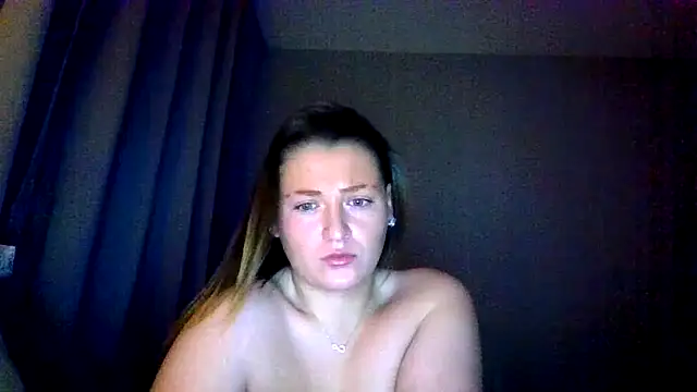 Snapshot of RUBY-ROSE-SWINGS chatting on November 22, 5:06 am RUBY-ROSE-SWINGS online show from November 22, 5:06 am