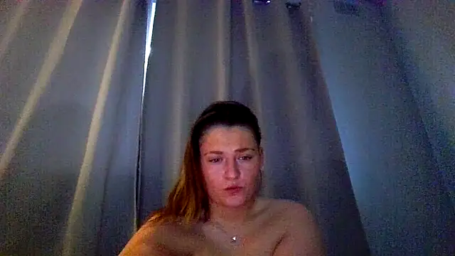 Snapshot of RUBY-ROSE-SWINGS chatting on November 23, 8:36 am RUBY-ROSE-SWINGS online show from November 23, 8:36 am