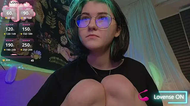 Miko Meow online show from December 5, 2:31 am