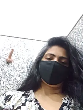 Snapshot of SashaPatel chatting on July 3, 1:39 pm SashaPatel online show from July 3, 1:39 pm