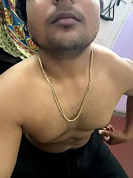 Snapshot of Kira_1413 chatting on January 7, 10:23 pm Kira 1413 online show from January 7, 10:23 pm