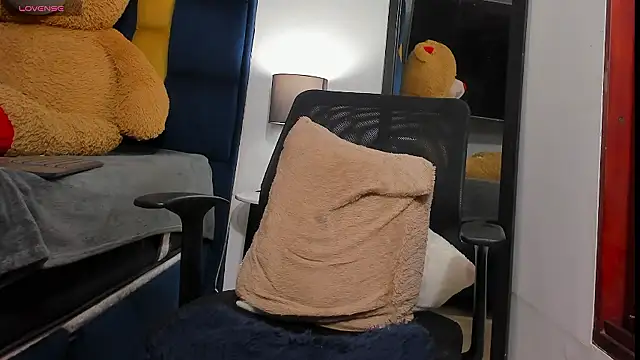 Evan Storn online show from January 15, 3:33 am