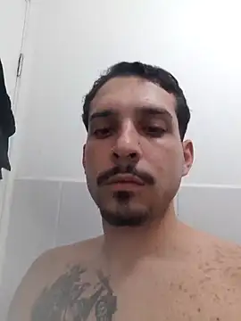 Snapshot of branquintatto chatting on October 3, 1:13 am branquintatto online show from October 3, 1:13 am