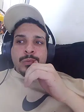 Snapshot of branquintatto chatting on October 24, 7:21 pm branquintatto online show from October 24, 7:21 pm