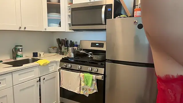 prettyykitty22 online show from July 23, 2:26 pm