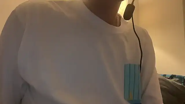 prettyykitty22 online show from July 29, 1:37 am