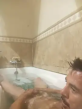 Snapshot of Villena_jm91 chatting on November 10, 3:11 pm Villena jm91 online show from November 10, 3:11 pm