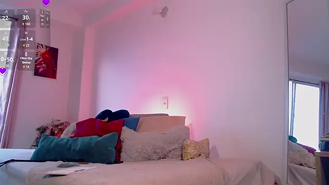 Theevae online show from December 18, 10:16 pm