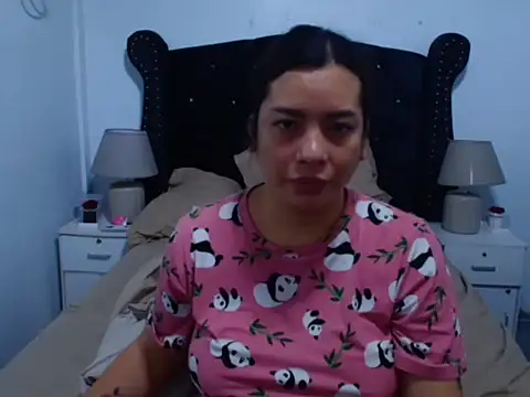 AnnaMedina05 online show from February 9, 10:47 pm