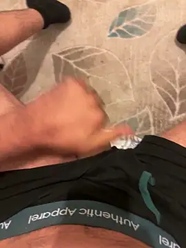 Snapshot of messi44 chatting on October 18, 8:42 pm messi44 online show from October 18, 8:42 pm