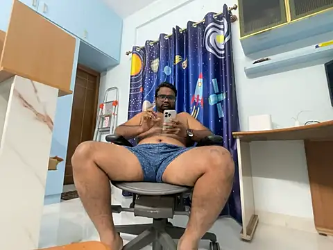 snickersnee online show from February 10, 4:55 pm