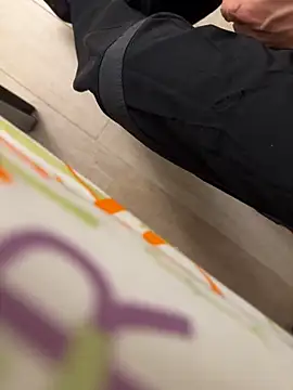 Snapshot of Manu97k chatting on October 30, 11:05 pm Manu97k online show from October 30, 11:05 pm