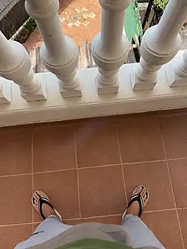 Manu97k online show from February 7, 10:30 am