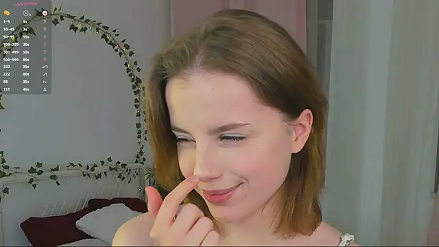 Snapshot of GabiMeshuggah chatting on November 5, 8:42 pm GabiMeshuggah online show from November 5, 8:42 pm