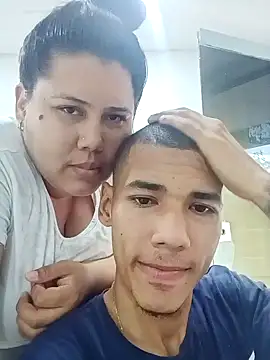 Snapshot of hera_and_kratos chatting on December 1, 8:36 pm hera and kratos online show from December 1, 8:36 pm