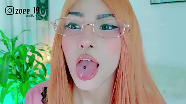 cuteezoe online show from June 10, 4:34 am