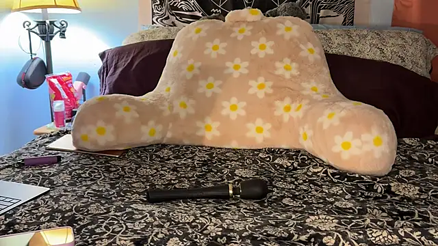 onlysunidreamss online show from October 14, 1:17 am