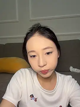 Snapshot of shishi0688 chatting on May 11, 1:50 pm shishi0688 online show from May 11, 1:50 pm