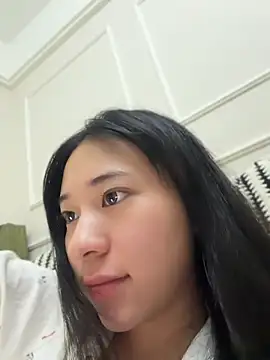 Snapshot of shishi0688 chatting on July 28, 3:32 pm shishi0688 online show from July 28, 3:32 pm