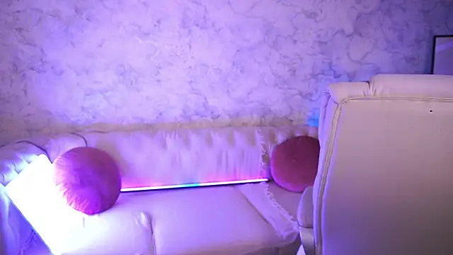 CurlyCandyXX online show from October 24, 2:02 pm