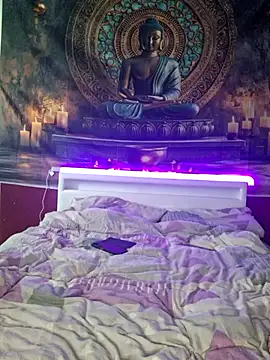 Snapshot of SlimBellaa chatting on November 12, 12:05 pm SlimBellaa online show from November 12, 12:05 pm