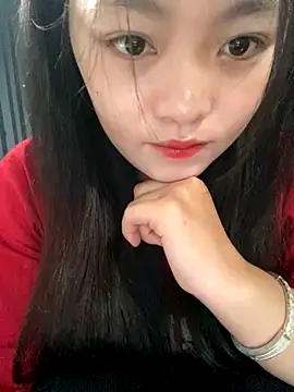 Snapshot of Julia-Elsa chatting on November 14, 4:55 am Julia-Elsa online show from November 14, 4:55 am