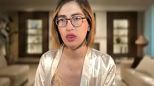 Snapshot of rousseblossom chatting on October 23, 3:17 am rousseblossom online show from October 23, 3:17 am