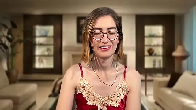 Snapshot of rousseblossom chatting on November 29, 12:57 am rousseblossom online show from November 29, 12:57 am