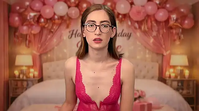 Snapshot of rousseblossom chatting on March 22, 2:15 am rousseblossom online show from March 22, 2:15 am