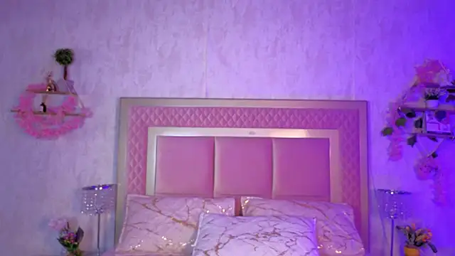 AlanaOdison online show from September 15, 5:07 am