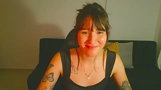 Yulienneg online show from March 7, 1:24 am