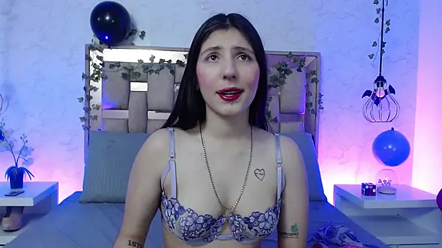 ScarlettRox online show from November 9, 1:09 pm