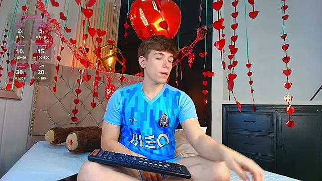 TaylerWhite online show from September 22, 12:51 pm