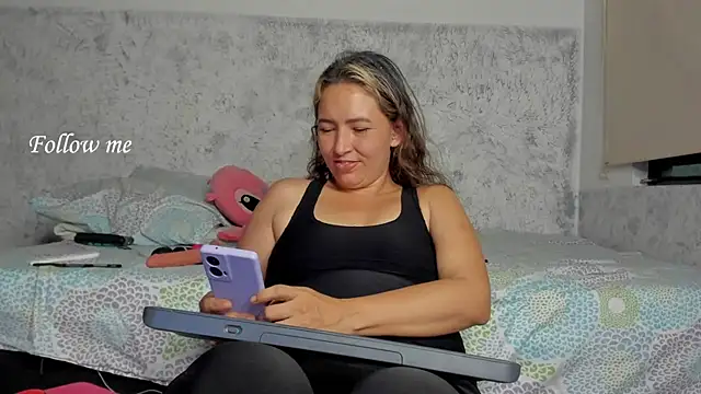 marly charm  online show from December 23, 1:25 am