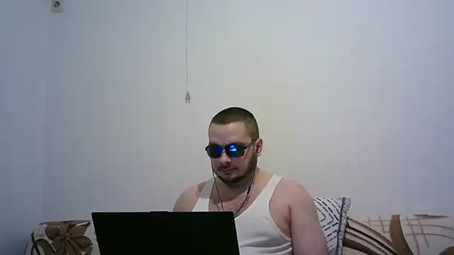 Black Scorpion91 online show from May 19, 1:56 am