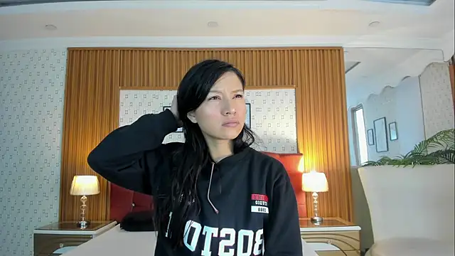 Sophie Calloway online show from October 9, 2:37 pm