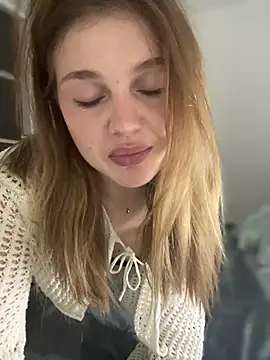 Emaline Fane online show from March 11, 5:08 pm