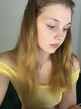 Snapshot of Emaline_Fane chatting on July 31, 7:46 pm Emaline Fane online show from July 31, 7:46 pm