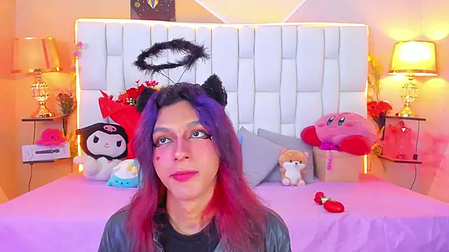 Snapshot of MilkWhore1 chatting on October 11, 3:06 am MilkWhore1 online show from October 11, 3:06 am