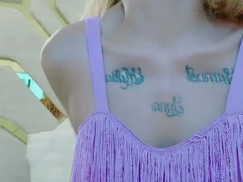 Snapshot of charlotte_phaeton chatting on September 11, 6:08 pm charlotte phaeton online show from September 11, 6:08 pm