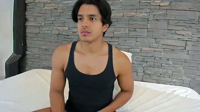 Snapshot of Anker_Colin chatting on October 11, 4:44 am Anker Colin online show from October 11, 4:44 am