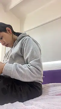 Mia garcia28 online show from March 16, 1:37 pm