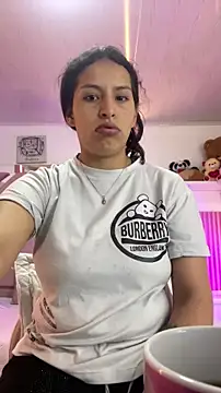 Mia garcia28 online show from March 19, 7:40 pm