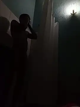 Juliorl01 online show from March 25, 10:38 pm