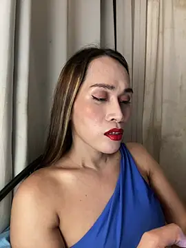 RomanticPearlTS online show from April 21, 1:50 pm