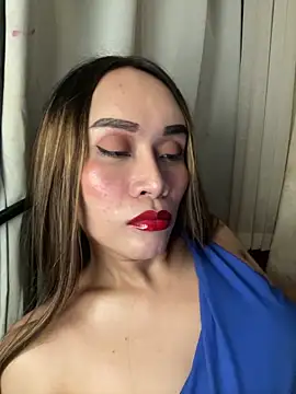 RomanticPearlTS online show from June 14, 2:30 pm
