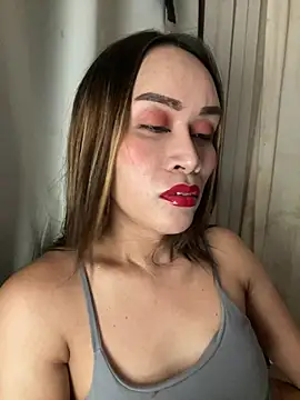 RomanticPearlTS online show from July 13, 2:58 am