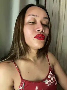 RomanticPearlTS online show from July 16, 3:01 am