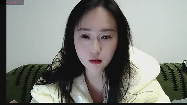 Snapshot of Belinda66 chatting on December 14, 9:41 pm Belinda66 online show from December 14, 9:41 pm